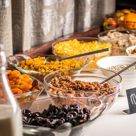 Tallink Szálloda 4*